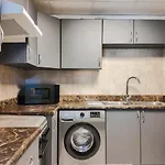 Sky High 2Br Stay Amazing Marina Views Near Metro & Mall