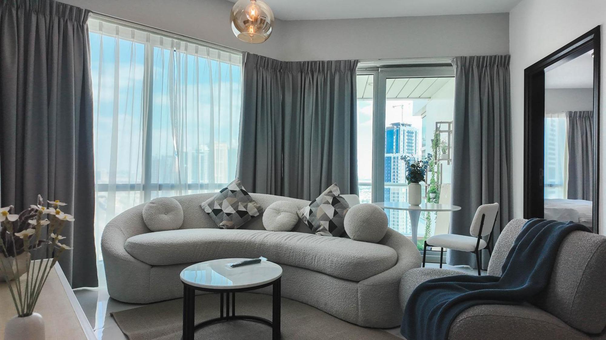 Sky High 2br Amazing Marina Views Near Metro & Mall Apartment Dubai