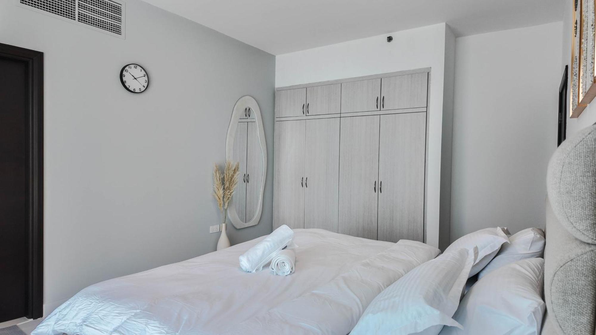 Apartment Sky High 2br Amazing Marina Views Near Metro & Mall Dubai