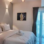 Sky High 2Br Stay Amazing Marina Views Near Metro & Mall